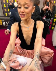 JUST IN: Fears for Ariana Grande as disturbing image emerges of star looking painfully thin - 'it's sad to watch it happen.' Ariana Grande is exposed why she looks unhealthy. In recent photograph of her signing autographs at the BAFTAs had fans calling her “scarily skinny” and “terribly thin and Addicted to....”see more