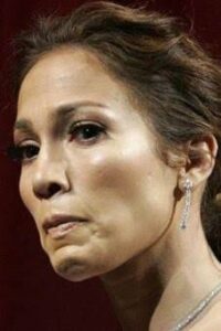 Breaking: Jennifer lopez in tears, heartbroken and devastated as her new boy friend dumps her just few days after she unveiled him...what happened to genuine love?